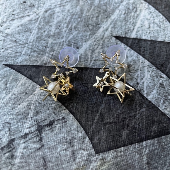 Earring - Picture 2 of 2